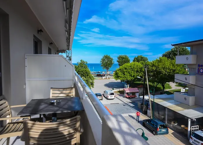 Giorgos Sea View