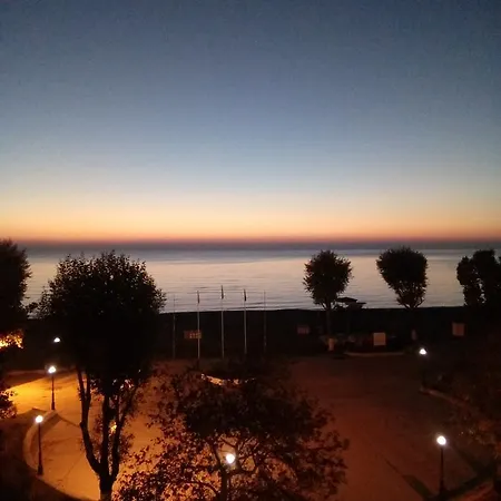 Giorgos Sea View
