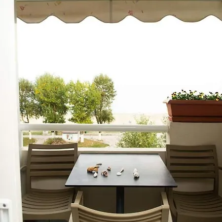 Giorgos Sea View *
